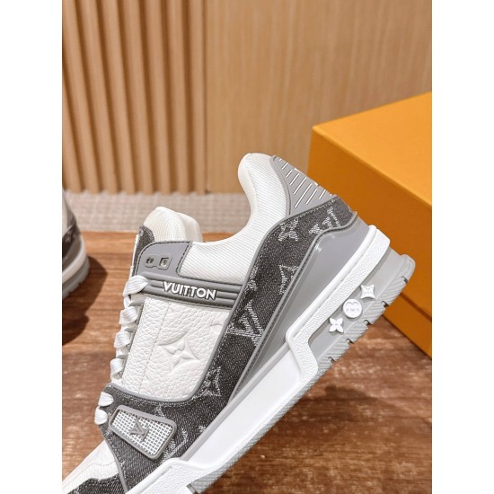 LV Trainer Sneaker