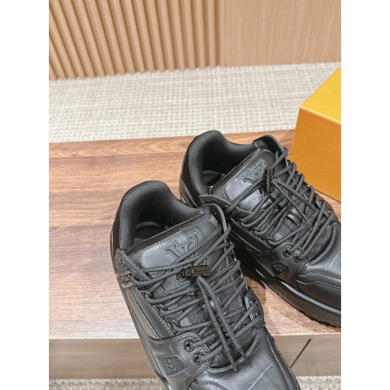 LV Trainer Sneaker