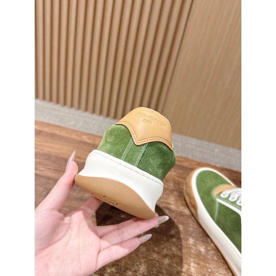 LV Trainer Sneaker