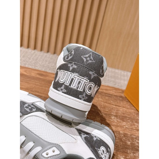LV Trainer Sneaker