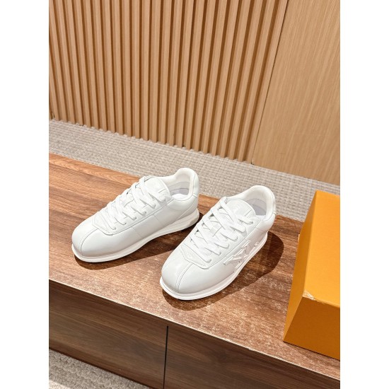 LV Trainer Sneaker