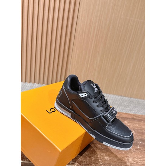 LV Trainer Sneaker