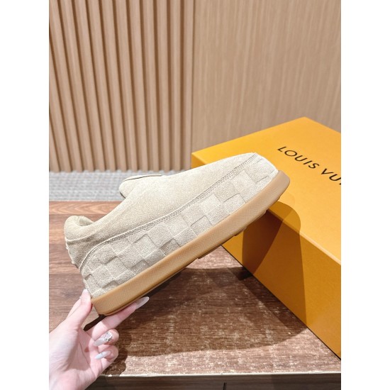 LV Trainer Sneaker