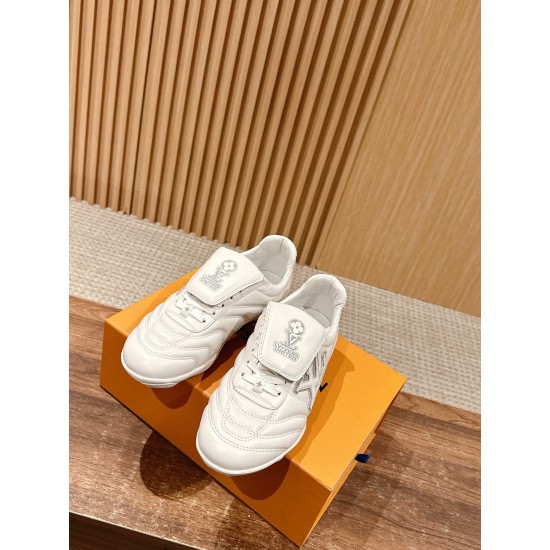 LV Trainer Sneaker