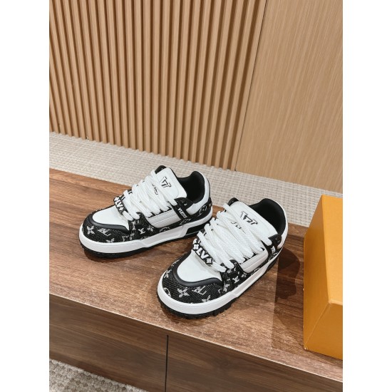 LV Trainer Sneaker