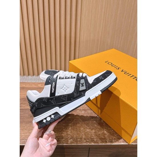 LV Trainer Sneaker