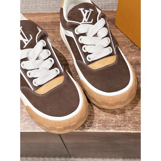 LV Trainer Sneaker