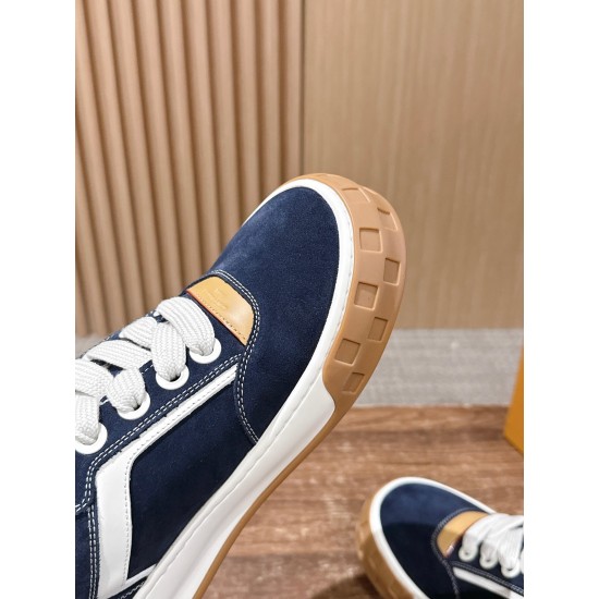 LV Trainer Sneaker