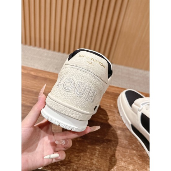 LV Trainer Sneaker