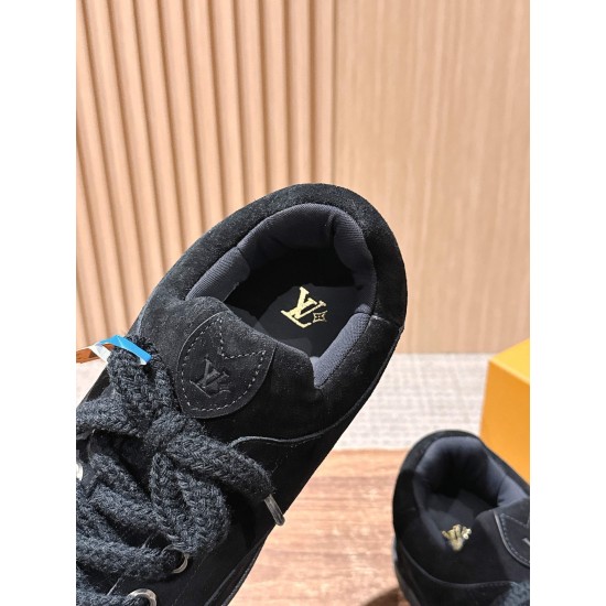 LV Trainer Sneaker