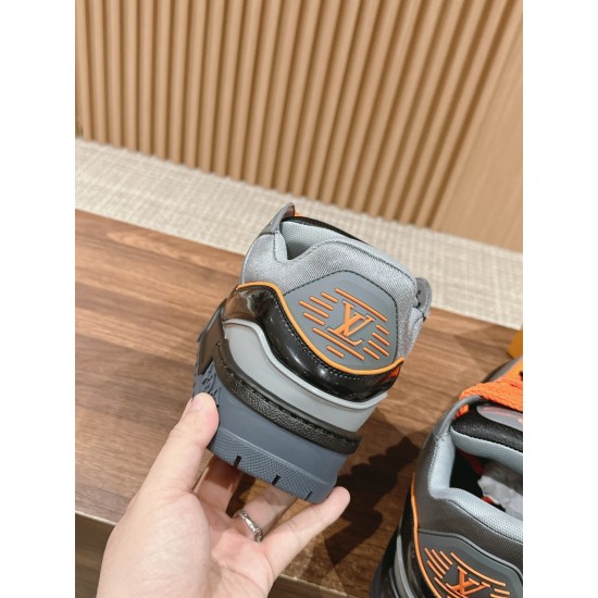 LV Trainer Sneaker