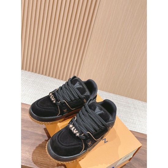 LV Trainer Sneaker