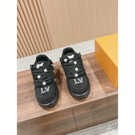 LV Trainer Sneaker