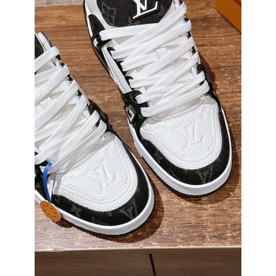 LV Trainer Sneaker