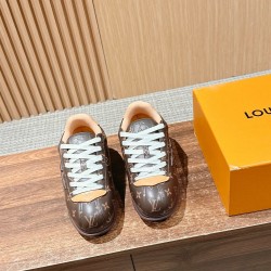 LV Trainer Sneaker