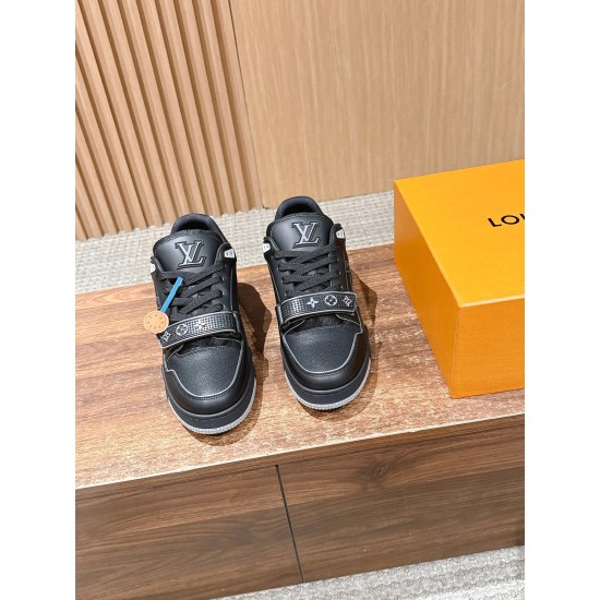 LV Trainer Sneaker