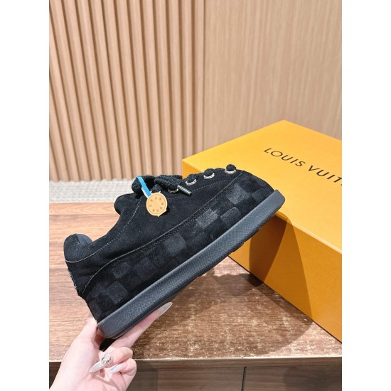 LV Trainer Sneaker