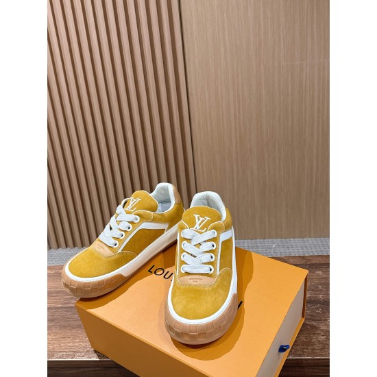 LV Trainer Sneaker