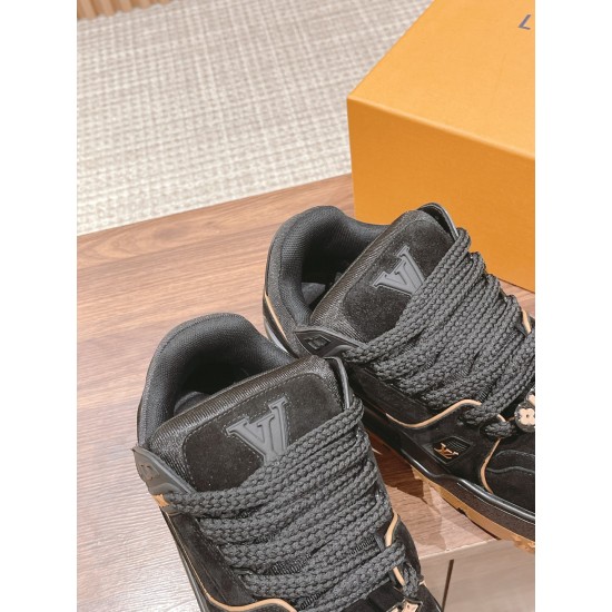 LV Trainer Sneaker