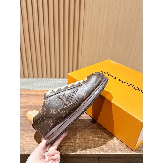 LV Trainer Sneaker