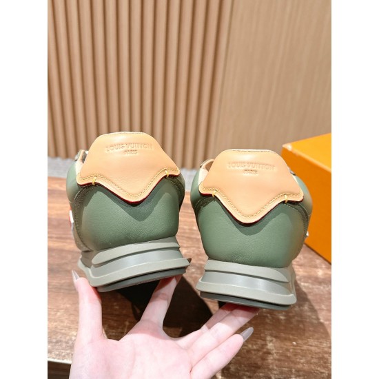 LV Trainer Sneaker