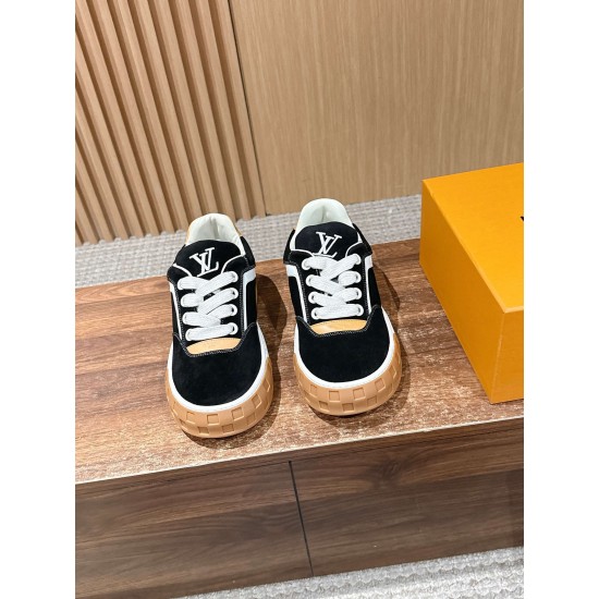 LV Trainer Sneaker
