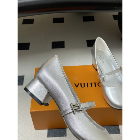 LV high  heeled shoes