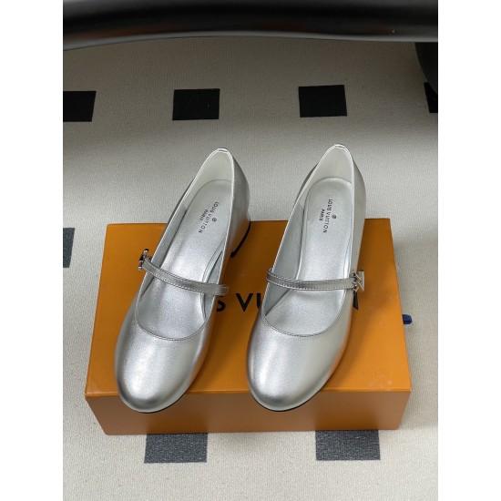LV high  heeled shoes