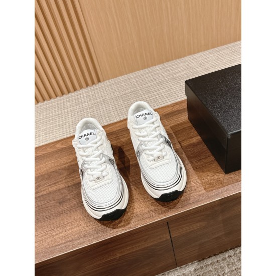 CHANEL Sneakers