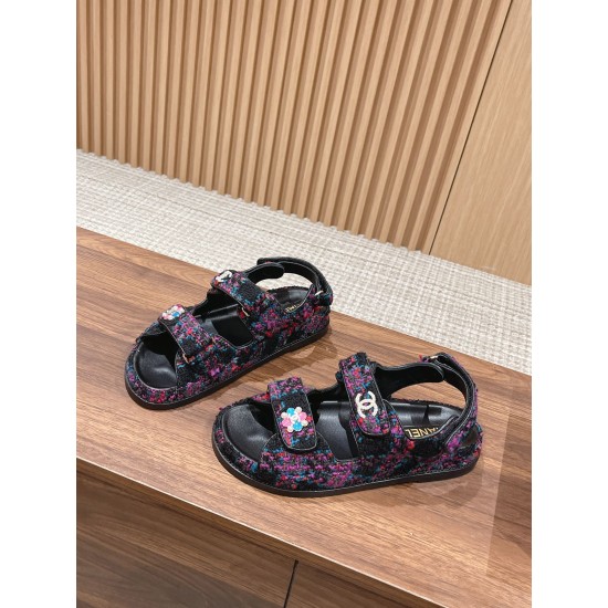 CHANEL Sandals