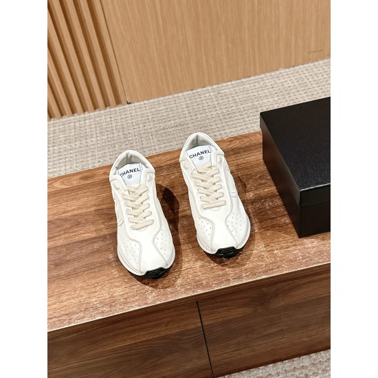 CHANEL Sneakers