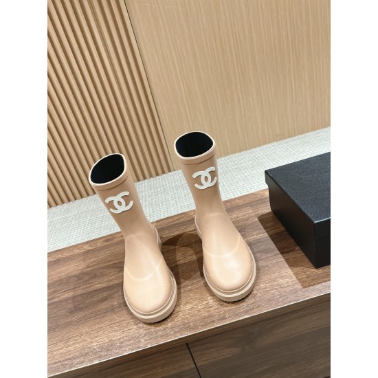CHANEL Boots