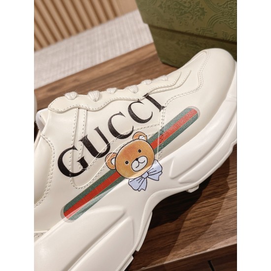Gucci Sneakers