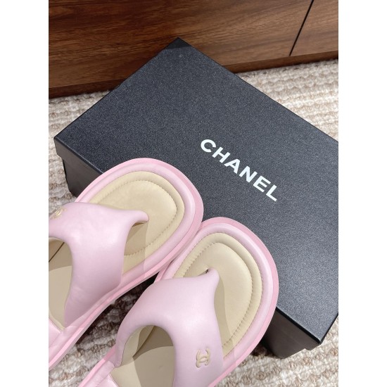 CHANEL Slippers