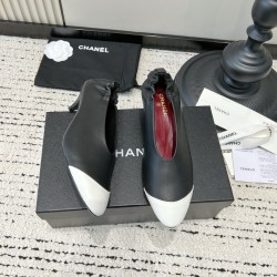 CHANEL Pumps and Slingbacks
