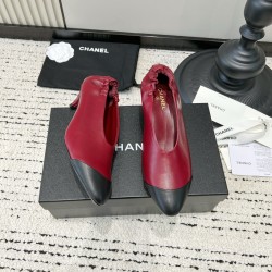 CHANEL Pumps and Slingbacks