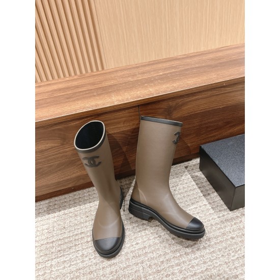 CHANEL Boots