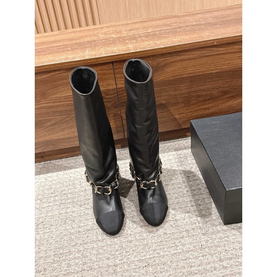 CHANEL Boots