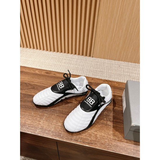 Balenciaga Sneakers