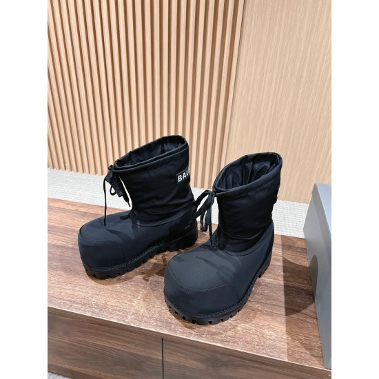 Balenciaga boots