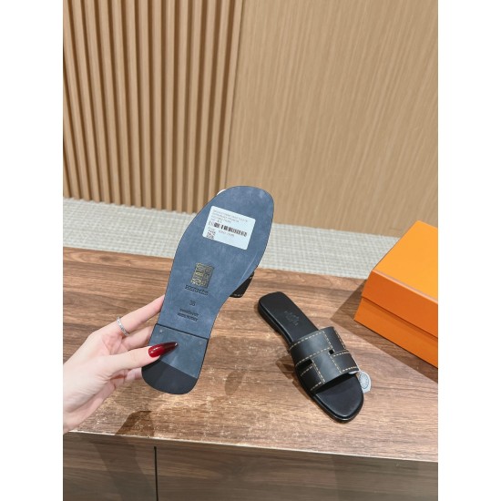 Hermes Slippers