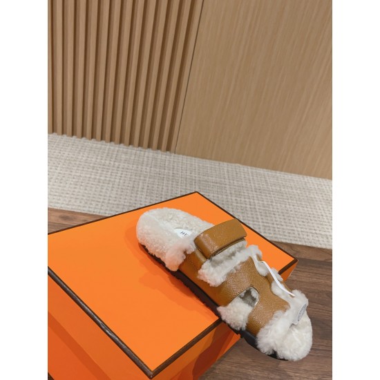 Hermes Slippers