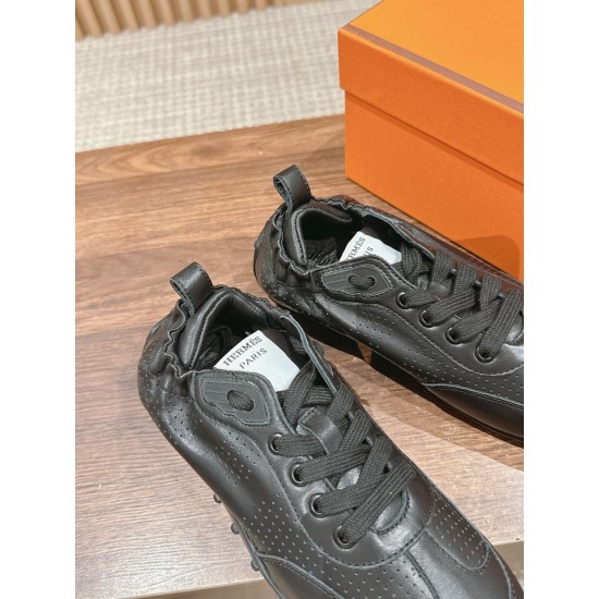 Hermes Sneakers