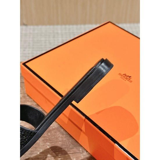 Hermes Slippers