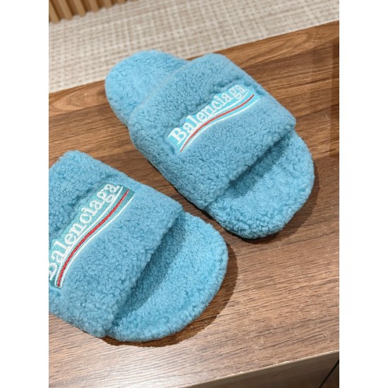  Balenciaga Slippers