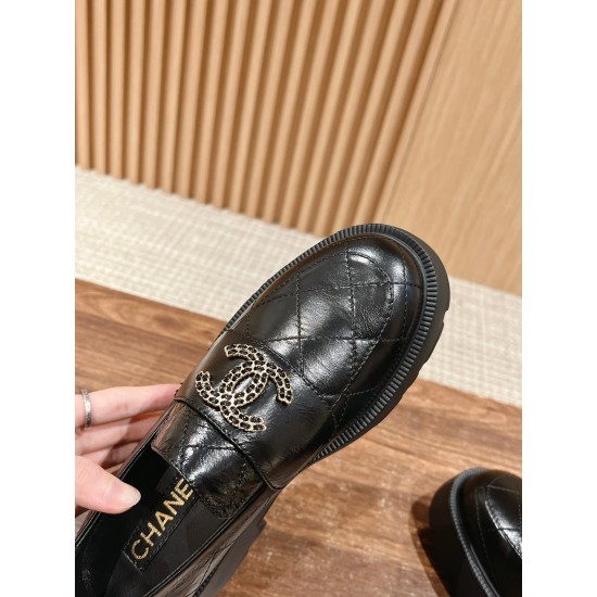 CHANEL Loafers