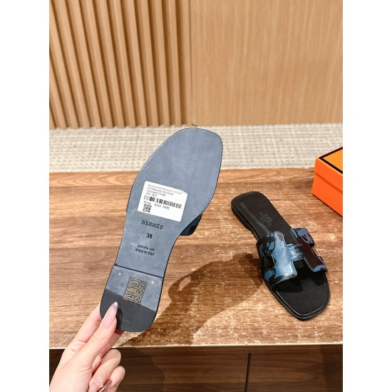 Hermes Slippers