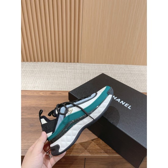 CHANEL Sneakers