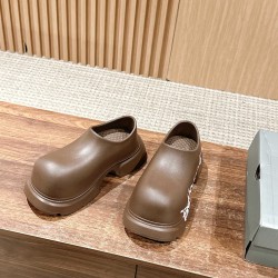  Balenciaga Slippers