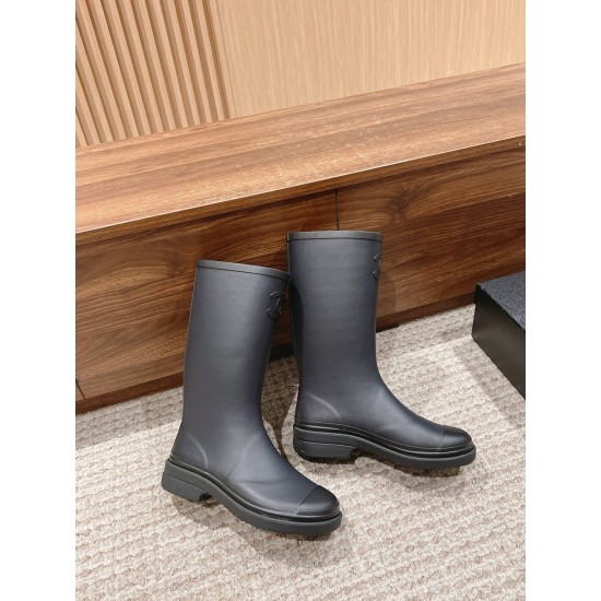 CHANEL Boots